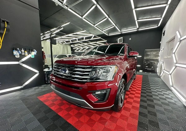 Ford Expedition cena 209000 przebieg: 43000, rok produkcji 2019 z Słupsk małe 781